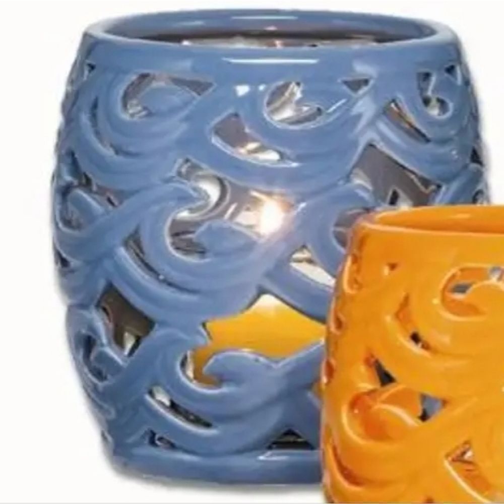 🩵NIB Partylite Blue Waves Ceramic Tealight/Votive Candle Holder - Picture 1 of 10